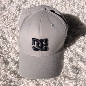Men’s DC Hat - Like New